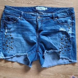 Torrid studded shorts